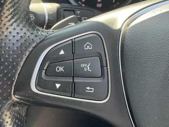 MERCEDES-BENZ GLC Glc 220D 4Matic Urban Edition 5Dr 9G-Tronic