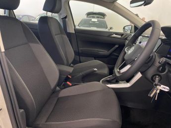 VOLKSWAGEN Polo 1.0 Tsi Life 5Dr Dsg