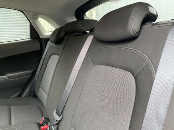 HYUNDAI KONA 1.6 Gdi Hybrid Premium 5Dr Dct
