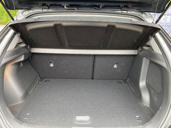 HYUNDAI KONA 1.6 Gdi Hybrid Premium 5Dr Dct
