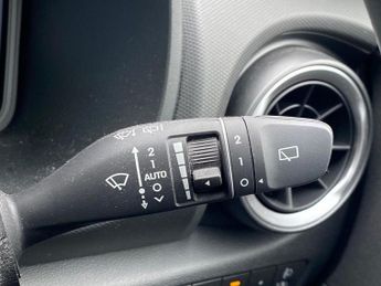 HYUNDAI KONA 1.6 Gdi Hybrid Premium 5Dr Dct
