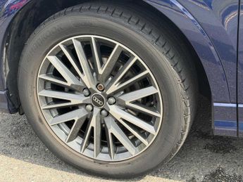 AUDI Q3 35 Tfsi S Line 5Dr S Tronic