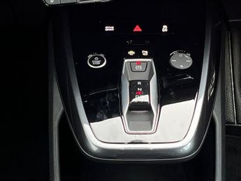 AUDI Q4 210Kw 45 82Kwh Black Edition 5Dr Auto [Tech Pack]