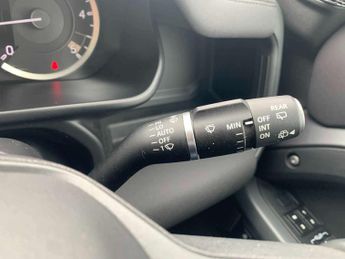 LAND ROVER DEFENDER 3.0 D250 X-Dynamic Se 90 3Dr Auto