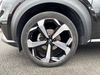 NISSAN JUKE 1.0 Dig-T 114 Tekna 5Dr Dct