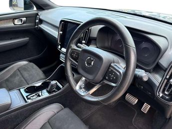VOLVO XC40 2.0 T4 R Design Pro 5Dr Awd Geartronic