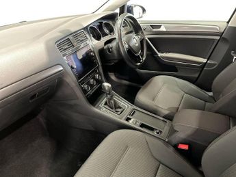 VOLKSWAGEN GOLF 2.0 Tdi Se Estate 5Dr Diesel Dsg Euro 6 (S/S) (150 Ps)