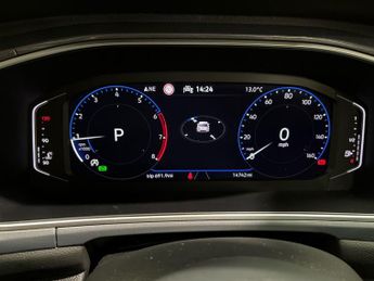 VOLKSWAGEN T-ROC 1.5 Tsi Style Suv 5Dr Petrol Dsg Euro 6 (S/S) (150 Ps)