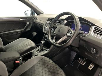 VOLKSWAGEN TIGUAN 2.0 Tdi R-Line Suv 5Dr Diesel Dsg 4Motion Euro 6 (S/S) (150 Ps)