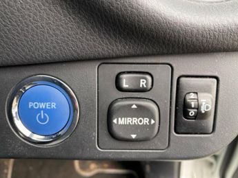 TOYOTA YARIS 1.5 Vvt-H Y20 Hatchback 5Dr Petrol Hybrid E-Cvt Euro 6 (S/S) (10