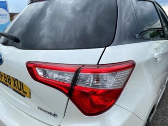 TOYOTA YARIS 1.5 Vvt-H Y20 Hatchback 5Dr Petrol Hybrid E-Cvt Euro 6 (S/S) (10
