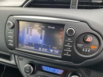 TOYOTA YARIS 1.5 Vvt-H Y20 Hatchback 5Dr Petrol Hybrid E-Cvt Euro 6 (S/S) (10