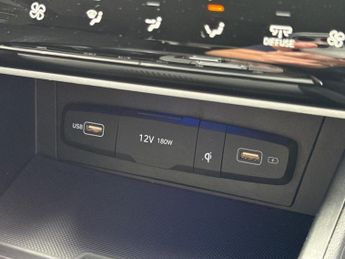 HYUNDAI TUCSON 1.6 H T-Gdi 13.8Kwh Premium Suv 5Dr Petrol Plug-In Hybrid Auto 4