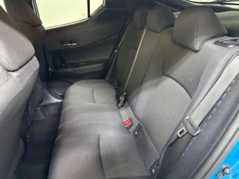 TOYOTA C-HR 1.8 Vvt-H Design Suv 5Dr Petrol Hybrid Cvt Euro 6 (S/S) (122 Ps)