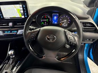 TOYOTA C-HR 1.8 Vvt-H Design Suv 5Dr Petrol Hybrid Cvt Euro 6 (S/S) (122 Ps)