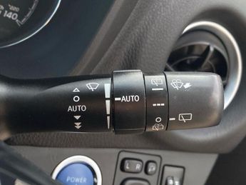 TOYOTA YARIS 1.5 Vvt-H Excel Hatchback 5Dr Petrol Hybrid E-Cvt Euro 6 (S/S) (