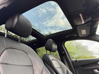MERCEDES-BENZ GLC Glc 250D 4Matic Amg Line Premium 5Dr 9G-Tronic