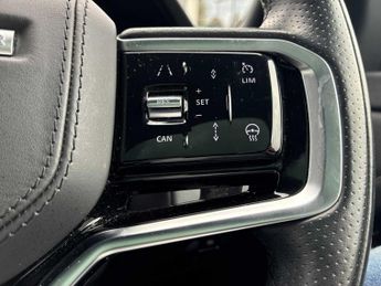 LAND ROVER RANGE ROVER EVOQUE 2.0 D200 R-Dynamic Hse 5Dr Auto