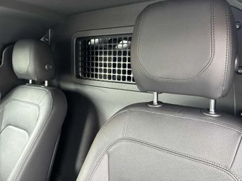 LAND ROVER DEFENDER 3.0 D250 Hard Top Se Auto
