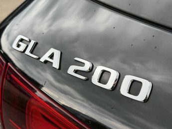 MERCEDES-BENZ GLA Gla 200 Amg Line Premium 5Dr Auto