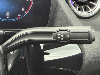 MERCEDES-BENZ GLA Gla 200 Amg Line Premium 5Dr Auto
