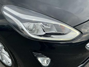 FORD FIESTA 1.0 Ecoboost Titanium 5Dr Auto