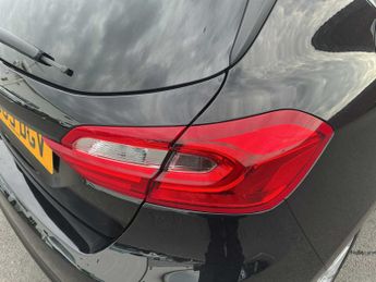 FORD FIESTA 1.0 Ecoboost Titanium 5Dr Auto