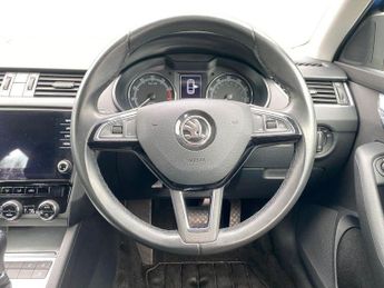 SKODA OCTAVIA 1.5 Tsi Act Se Technology Hatchback 5Dr Petrol Dsg Euro 6 (S/S) 