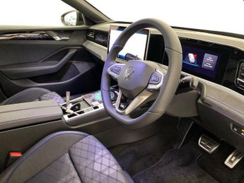 VOLKSWAGEN PASSAT 1.5 Etsi Mhev R-Line Estate 5Dr Petrol Hybrid Dsg Euro 6 (S/S) (