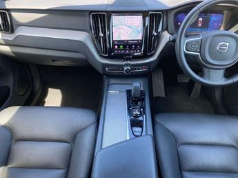 VOLVO XC60 2.0 B5P Core 5Dr Awd Geartronic