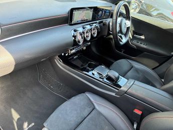 MERCEDES-BENZ A CLASS A180D Amg Line Premium 5Dr Auto