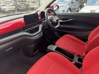 FIAT 500 87Kw Red 42Kwh 3Dr Auto