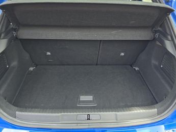 VAUXHALL MOKKA 50Kwh Elite Premium Suv 5Dr Electric Auto (136 Ps)