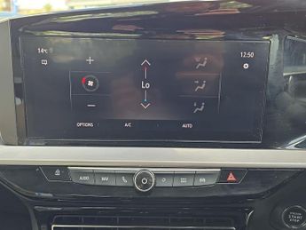 VAUXHALL MOKKA 50Kwh Elite Premium Suv 5Dr Electric Auto (136 Ps)