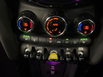 MINI HATCHBACK Cooper Se 32.6Kwh Level 3 Hatchback 3Dr Electric Auto (184 Ps)