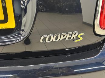 MINI HATCHBACK Cooper Se 32.6Kwh Level 3 Hatchback 3Dr Electric Auto (184 Ps)