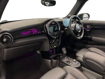 MINI HATCHBACK Cooper Se 32.6Kwh Level 3 Hatchback 3Dr Electric Auto (184 Ps)