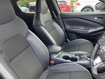 NISSAN JUKE 1.0 Dig-T 114 N-Connecta 5Dr Dct