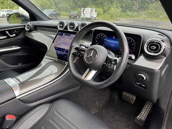 MERCEDES-BENZ GLC Glc 300 4Matic Amg Line 5Dr 9G-Tronic