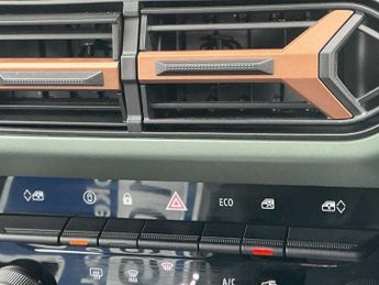 DACIA SPRING 27Kwh Extreme 65 48Kw 5Dr Auto