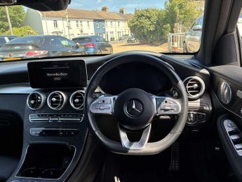 MERCEDES-BENZ GLC Glc 300D 4Matic Amg Line Premium Pls 5Dr 9G-Tronic