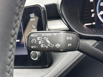 SKODA FABIA 1.0 Tsi Colour Edition Hatchback 5Dr Petrol Dsg Euro 6 (S/S) (11
