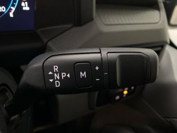 VOLKSWAGEN TRANSPORTER 2.0 Tdi T30 Commerce Plus Panel Van 5Dr Diesel Auto Fwd Swb Euro