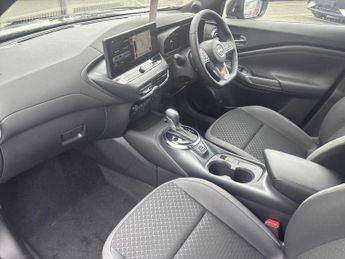 NISSAN JUKE 1.0 Dig-T N-Connecta 5Dr Dct