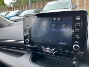 TOYOTA YARIS 1.5 Vvt-H Design Hatchback 5Dr Petrol Hybrid E-Cvt Euro 6 (S/S) 