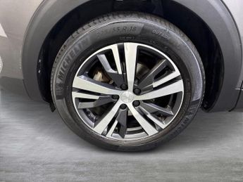PEUGEOT 3008 1.2 Puretech Active Premium + Suv 5Dr Petrol Eat Euro 6 (S/S) (1