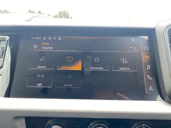 AUDI A1 1.5 Tfsi 35 S Line Sportback 5Dr Petrol S Tronic Euro 6 (S/S) (1