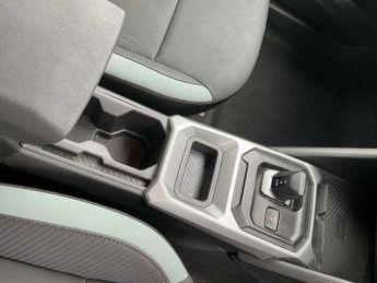 DACIA DUSTER 1.6 Hybrid 140 Extreme 5Dr Auto