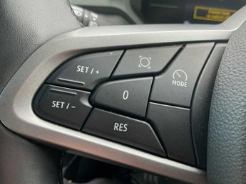 DACIA DUSTER 1.6 Hybrid 140 Extreme 5Dr Auto