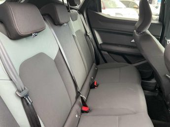 DACIA DUSTER 1.6 Hybrid 140 Extreme 5Dr Auto